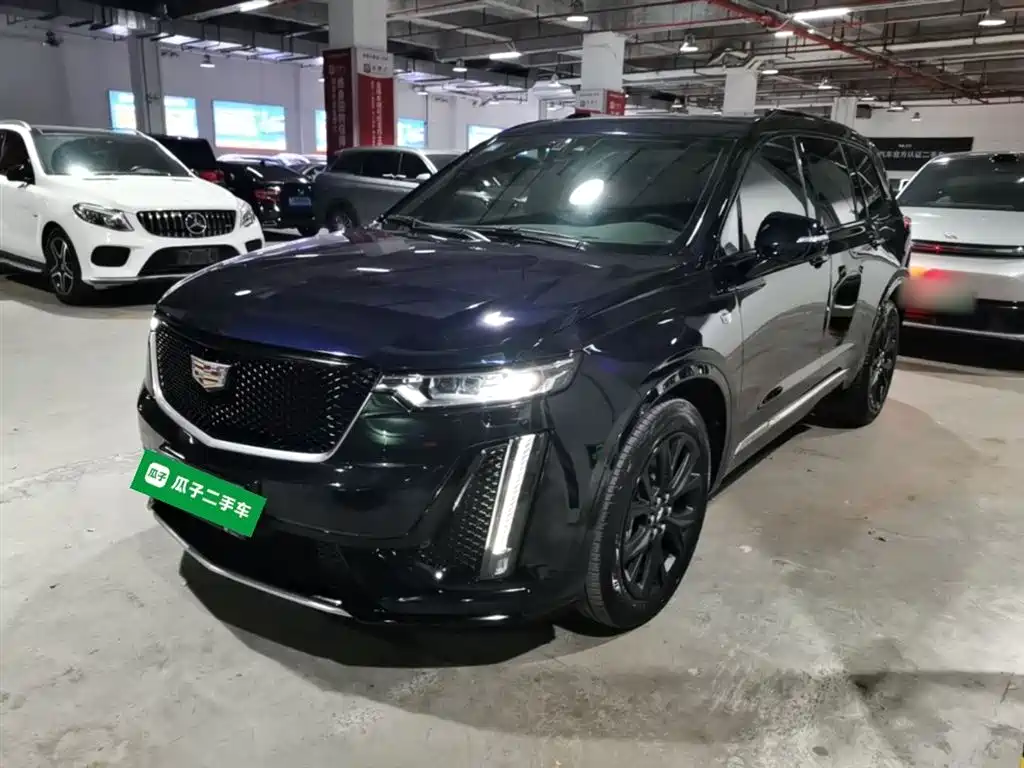 Купить Cadillac XT6