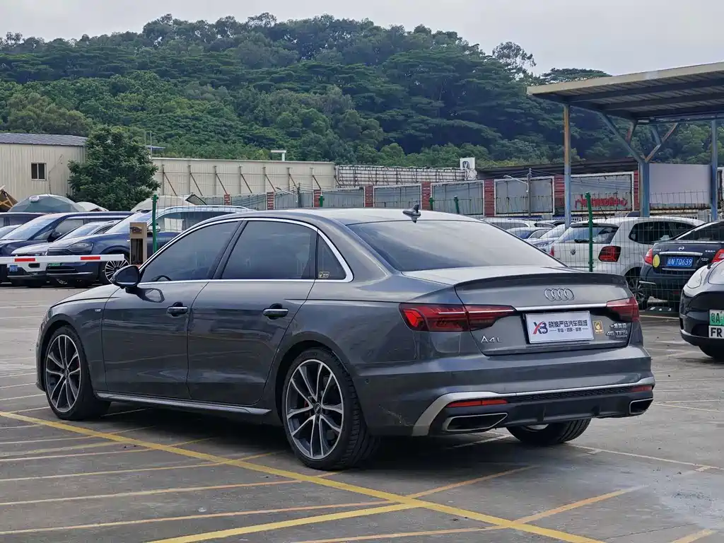 Audi A4L — миниатюра 5
