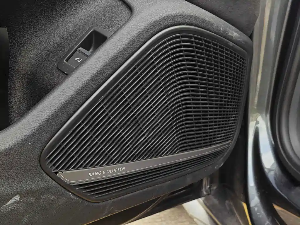 Audi A4L — миниатюра 8