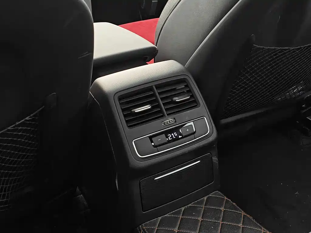 Audi A4L — миниатюра 19