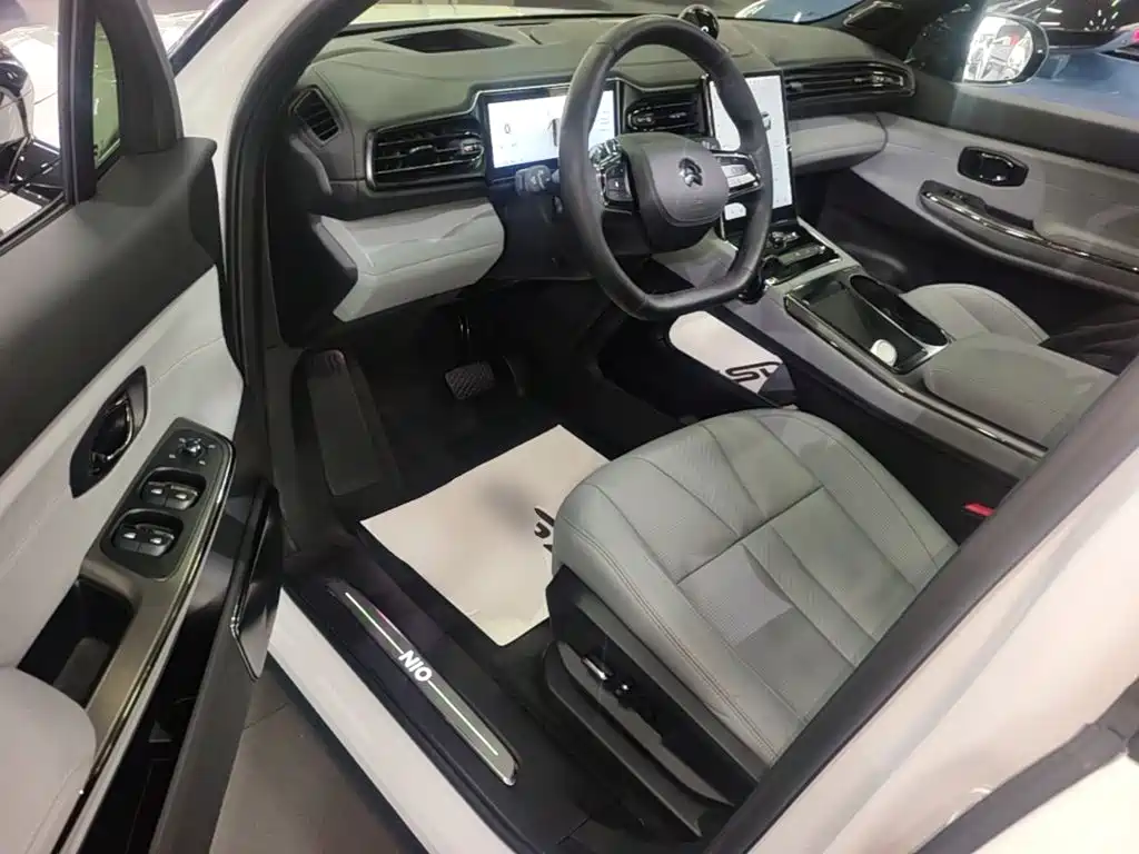 NIO ES8 — миниатюра 16