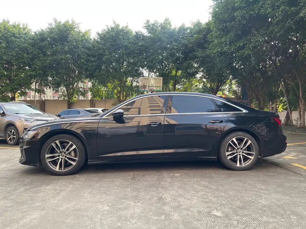 Audi A6L — миниатюра 6