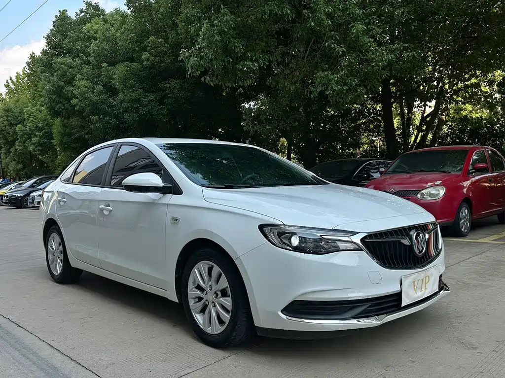 Buick Excelle — миниатюра 3