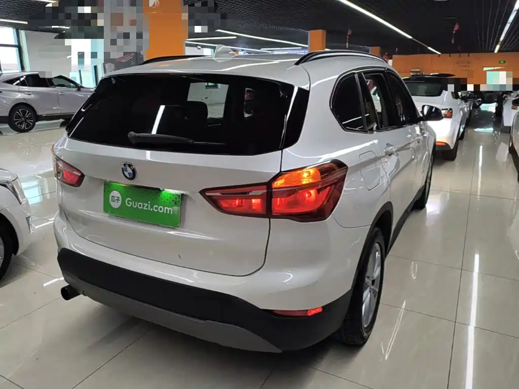 BMW X1 — миниатюра 7