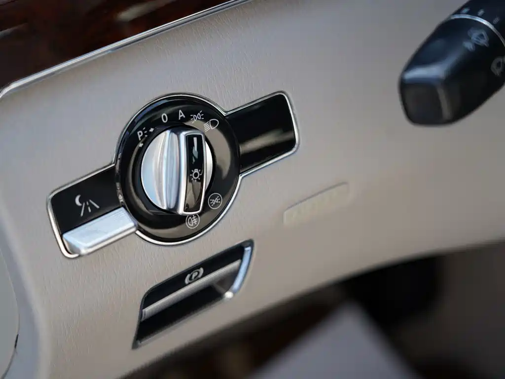 Mercedes-Benz S-Class — миниатюра 10
