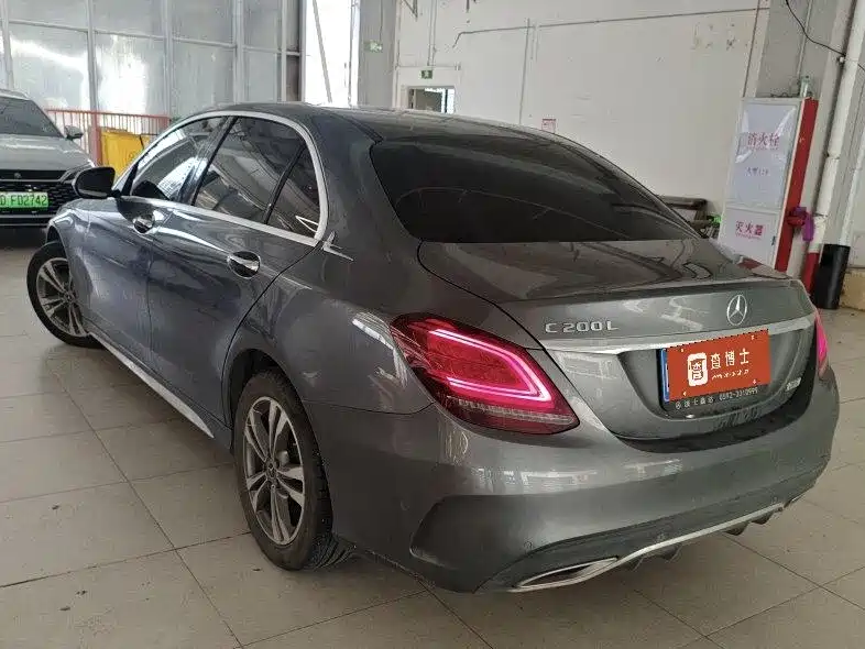 Mercedes-Benz C-Class — миниатюра 4