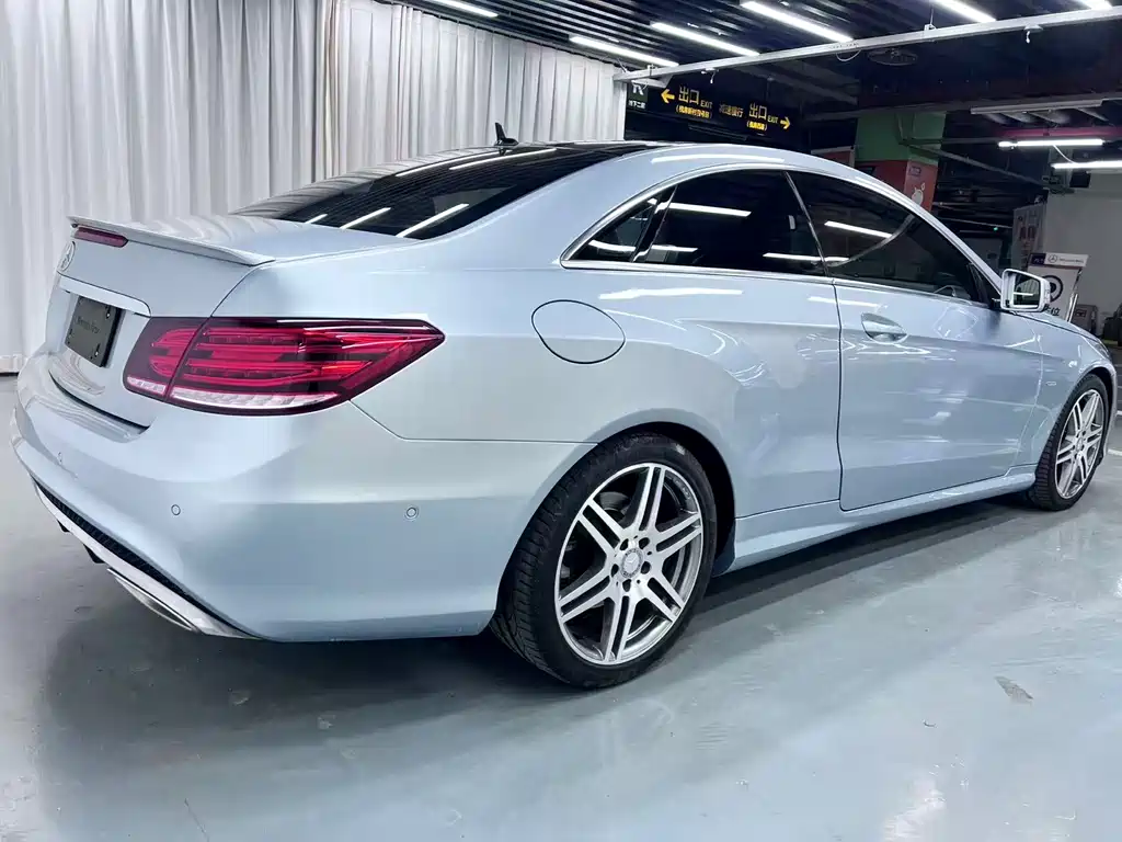 MERCEDES-BENZ E CLASS