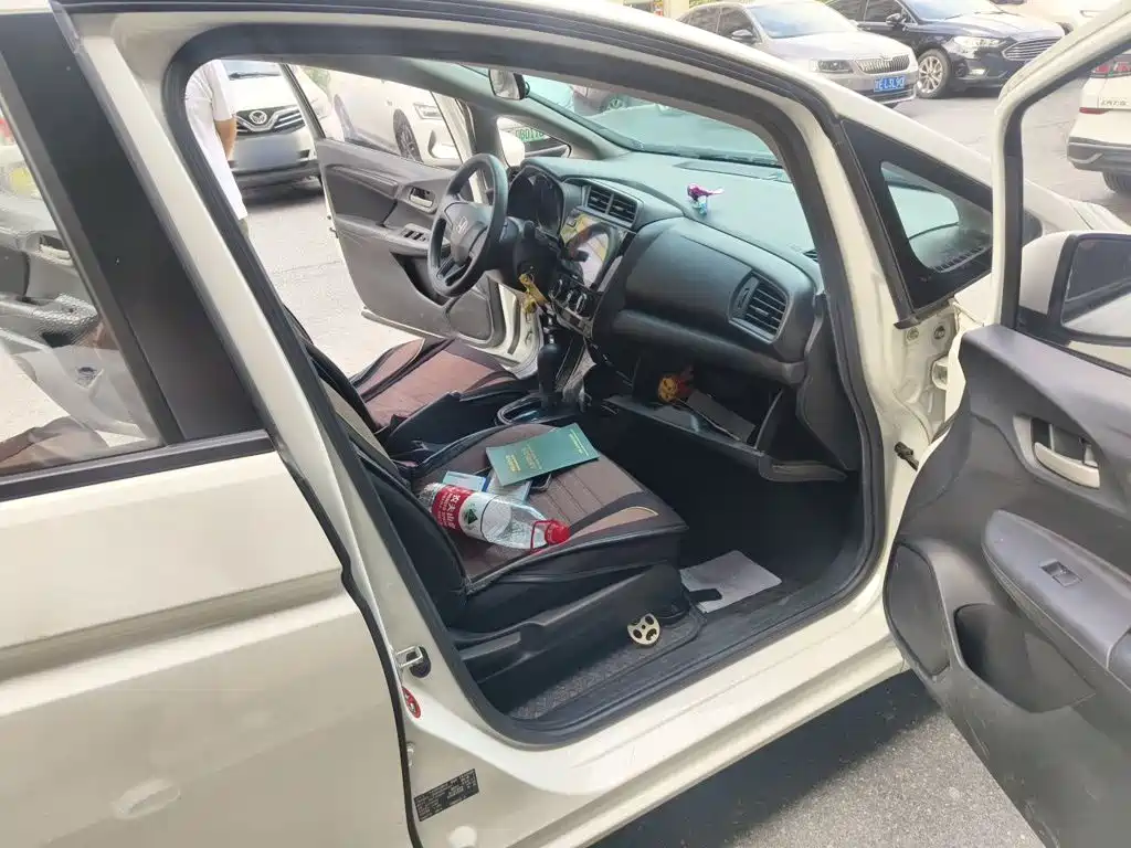 Honda Fit — миниатюра 19
