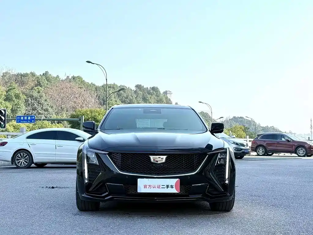 Cadillac CT5 2025
