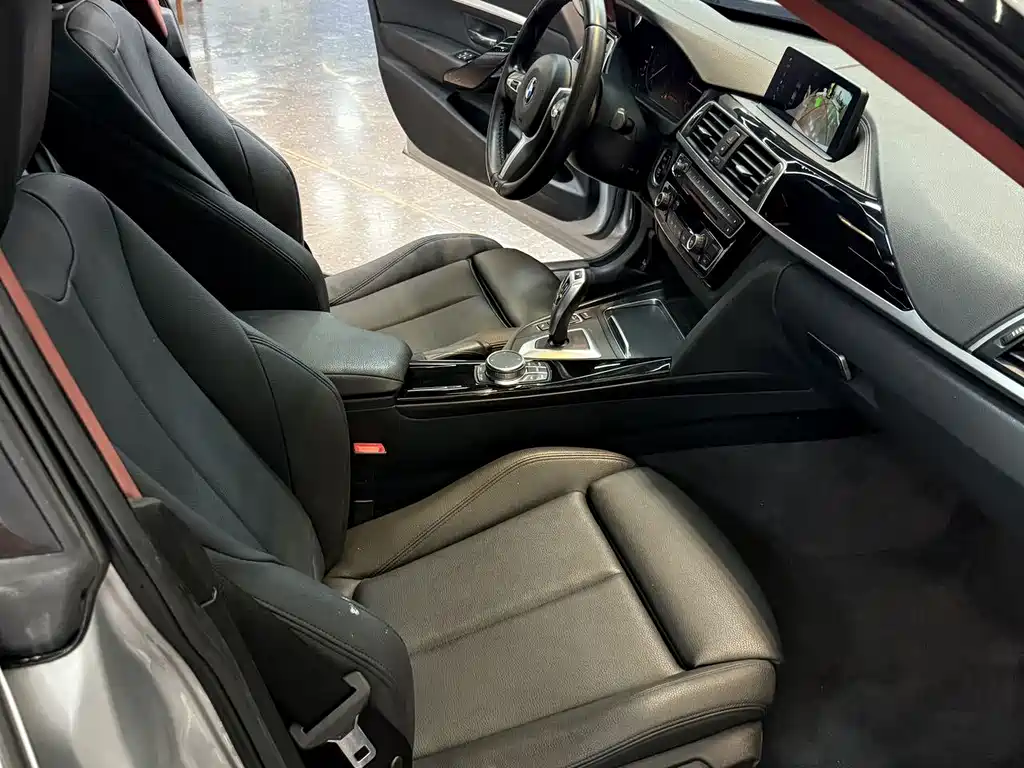 BMW 3 Series GT — миниатюра 7