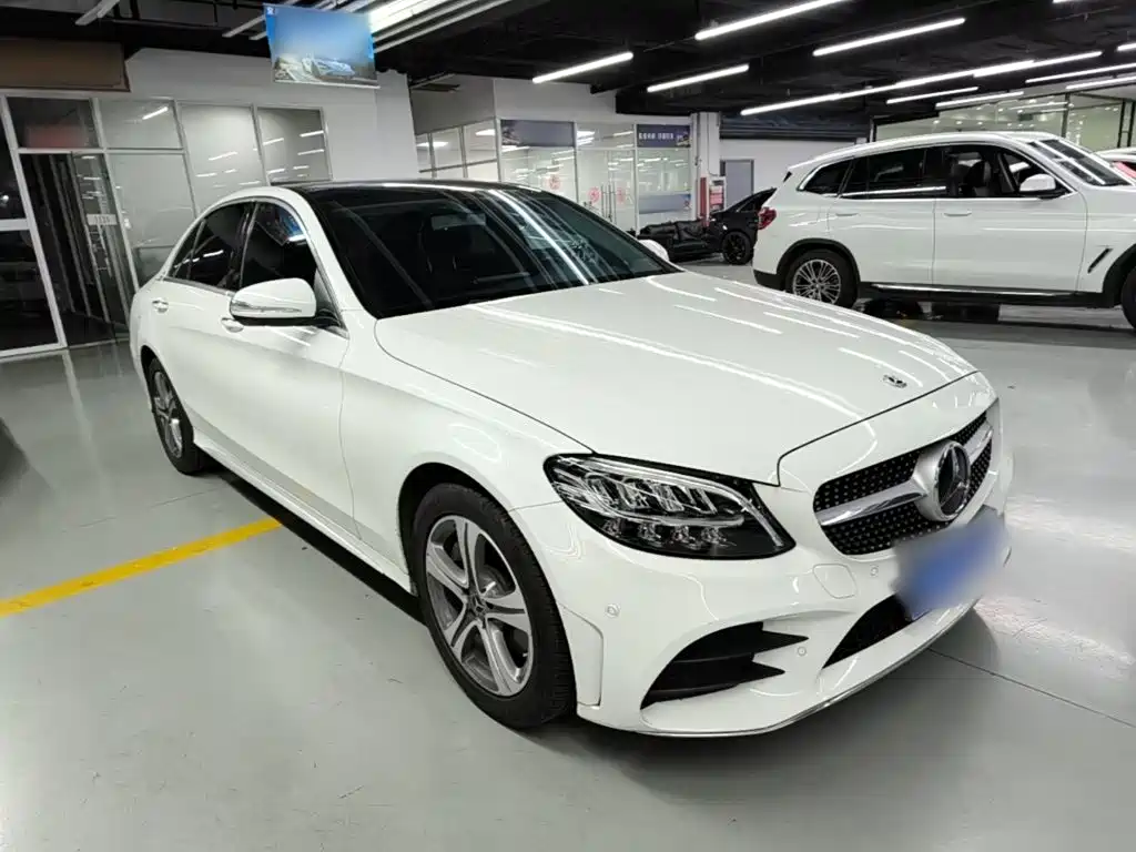 Mercedes-Benz C-Class — миниатюра 4