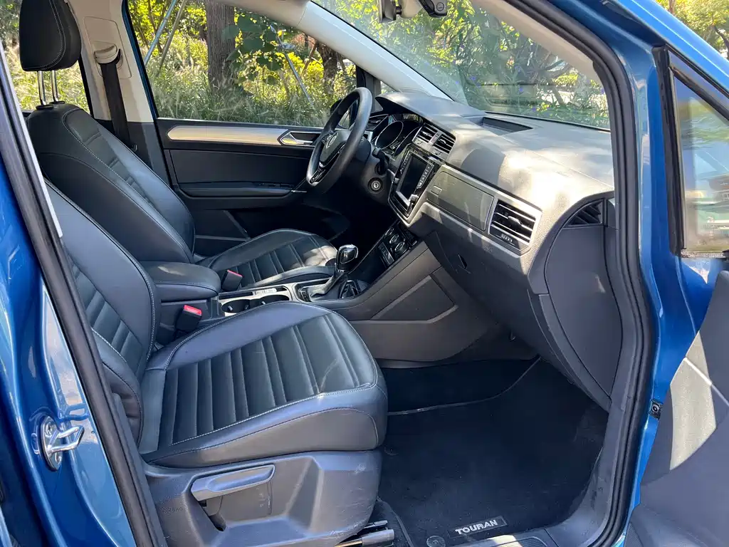 Volkswagen Touran — миниатюра 13