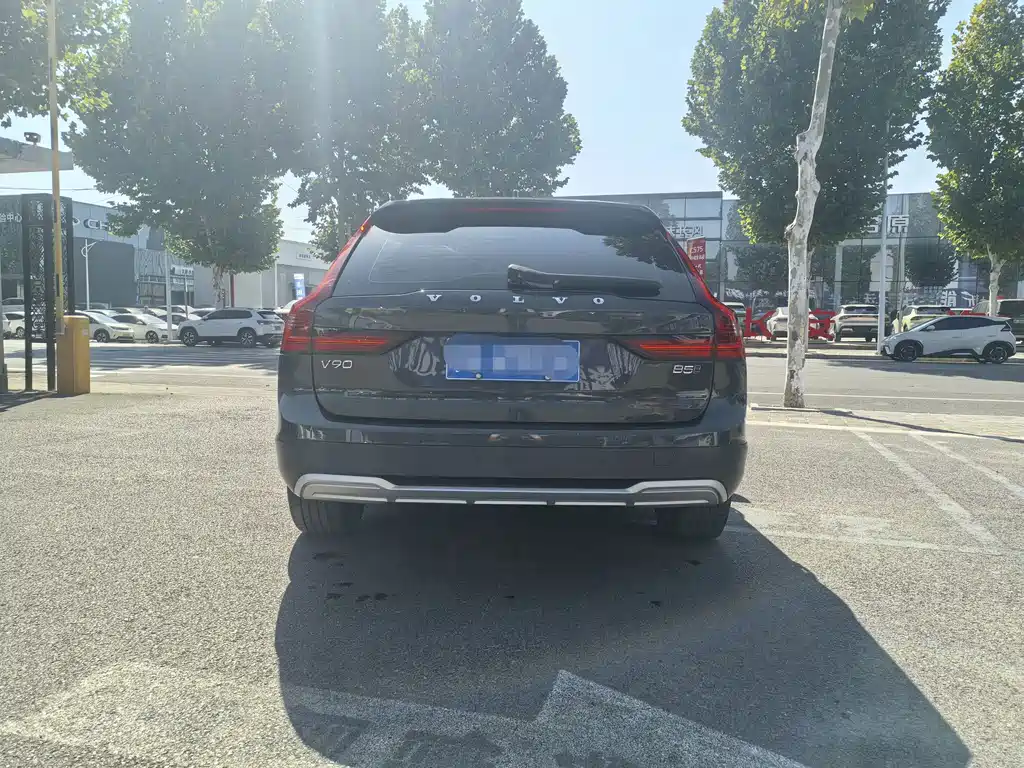 Volvo V90 — миниатюра 9