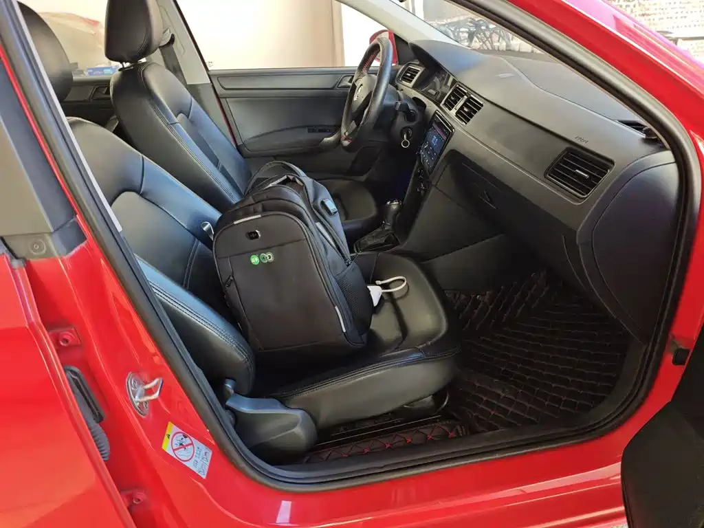 Skoda Rapid Spaceback — миниатюра 25