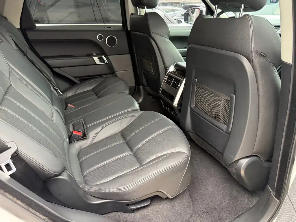 Land Rover Sport — миниатюра 7