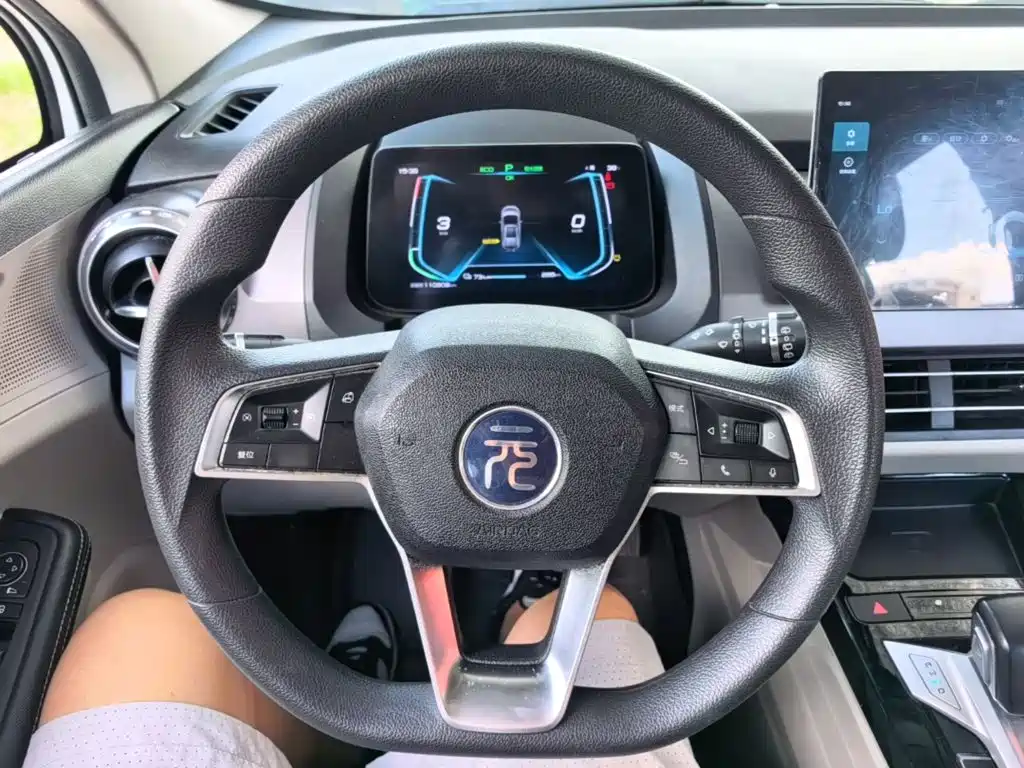 BYD Yuan Pro — миниатюра 11