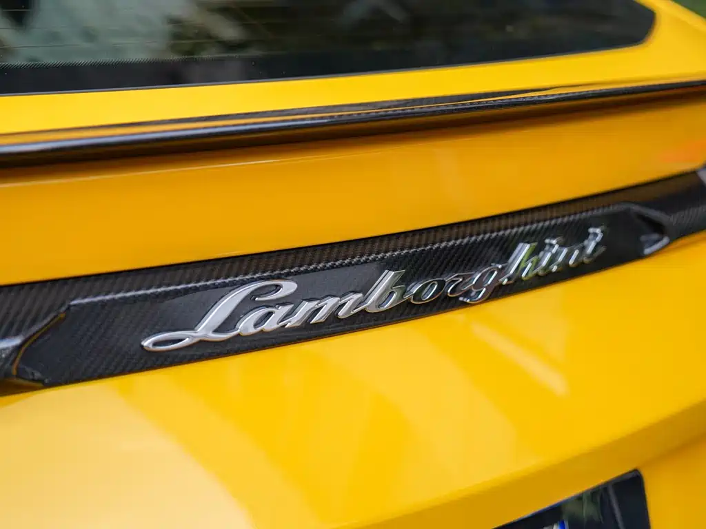 Lamborghini Urus — миниатюра 15