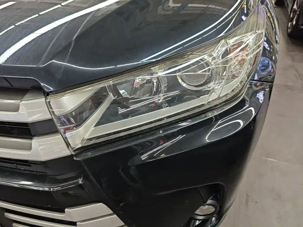 Toyota Highlander — миниатюра 24