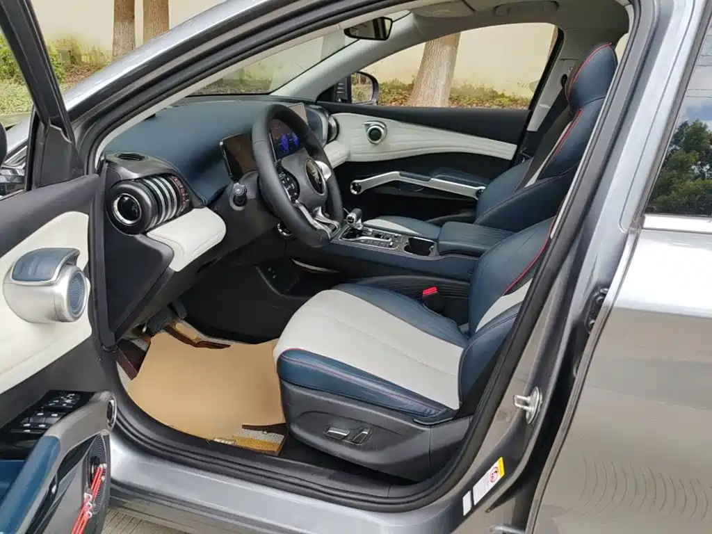BYD Yuan Plus — миниатюра 16