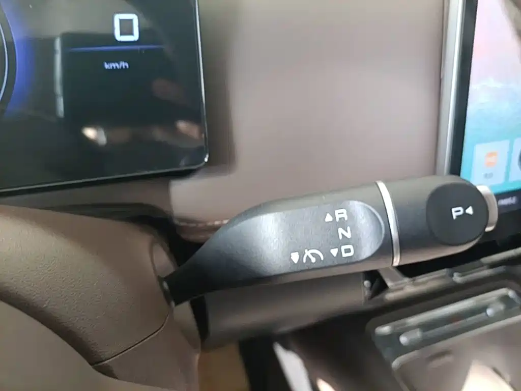 Wuling Звездный свет 730 Новая энергия — миниатюра 14