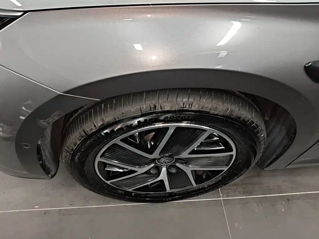 BYD Qin L — миниатюра 23