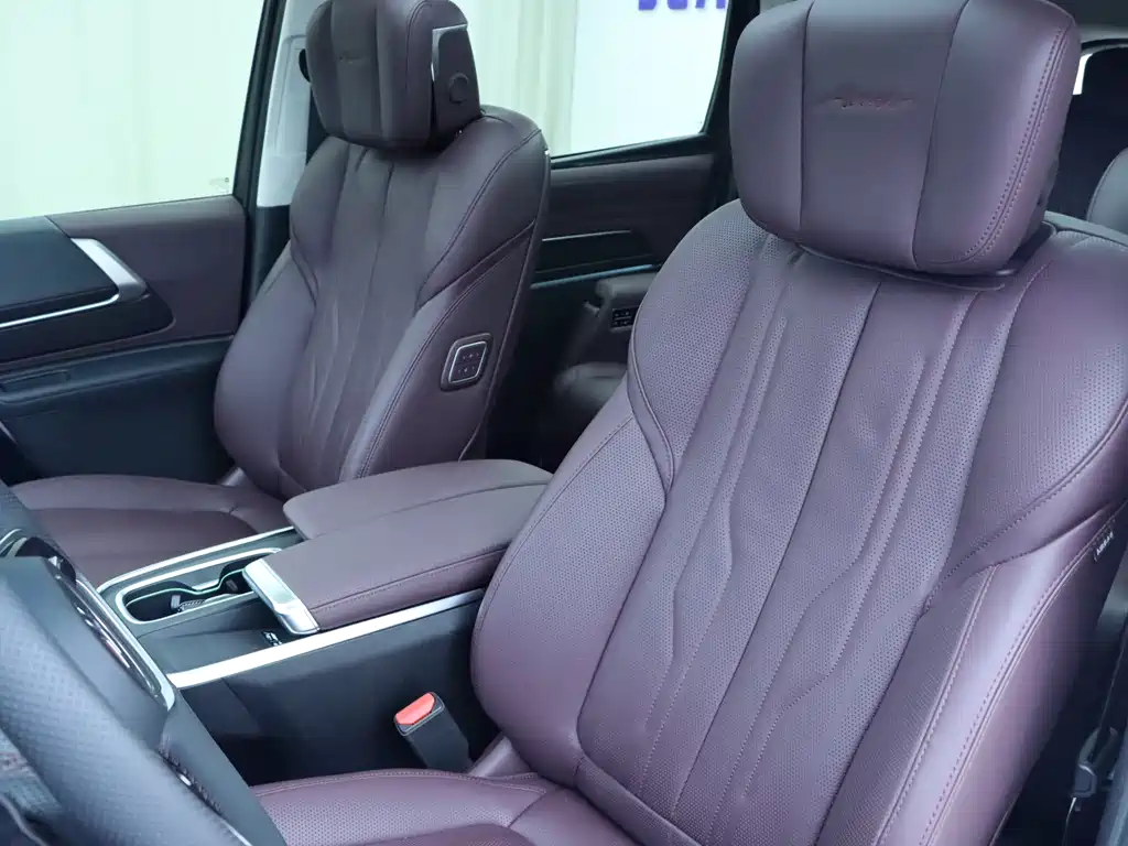 Buick Century 2023 2.0T мест