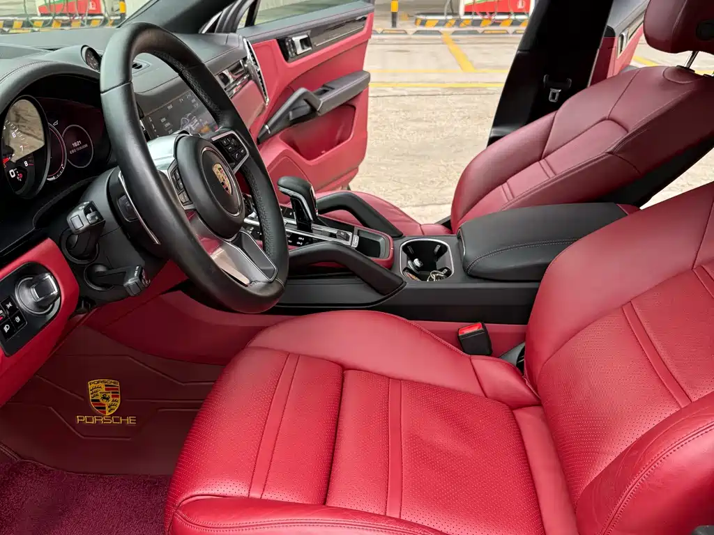 Porsche Cayenne — миниатюра 20