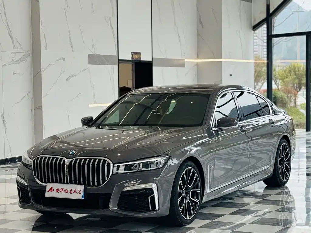 BMW 7 SERIES