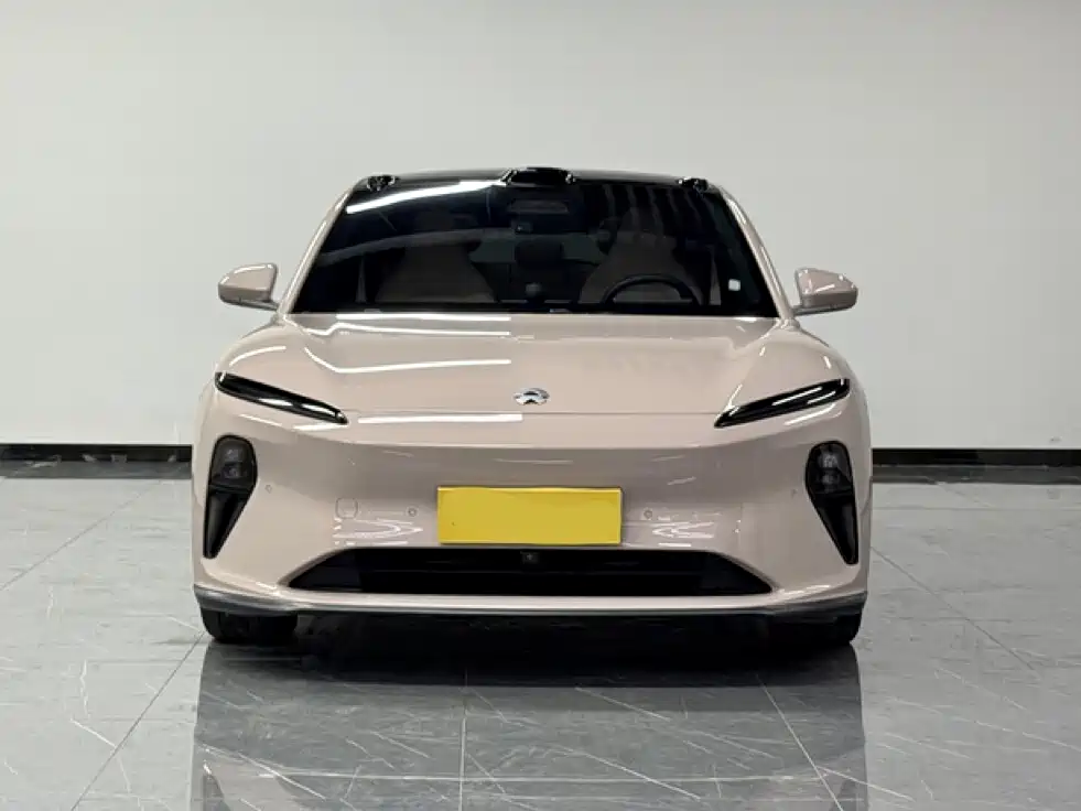 NIO ET5T — миниатюра 3