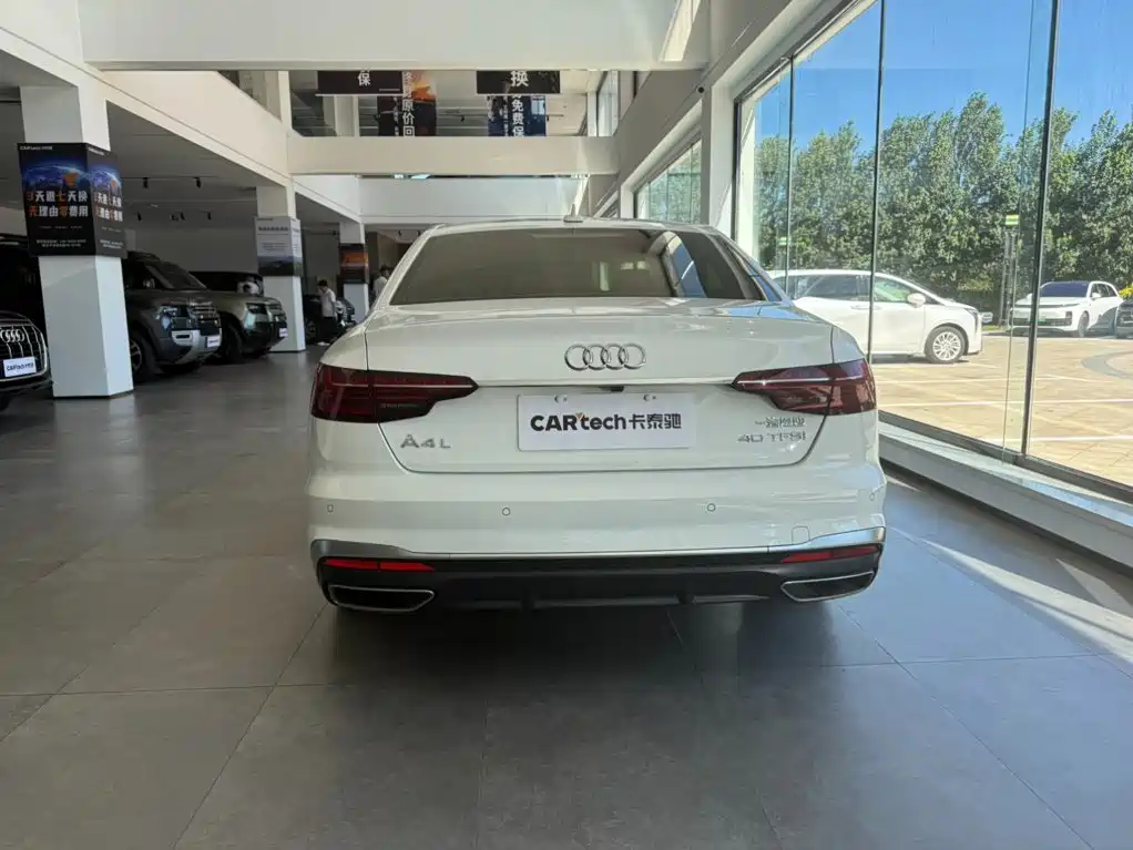 Audi A4L 40 TFSI Fashion Dynamic Type, фото 3