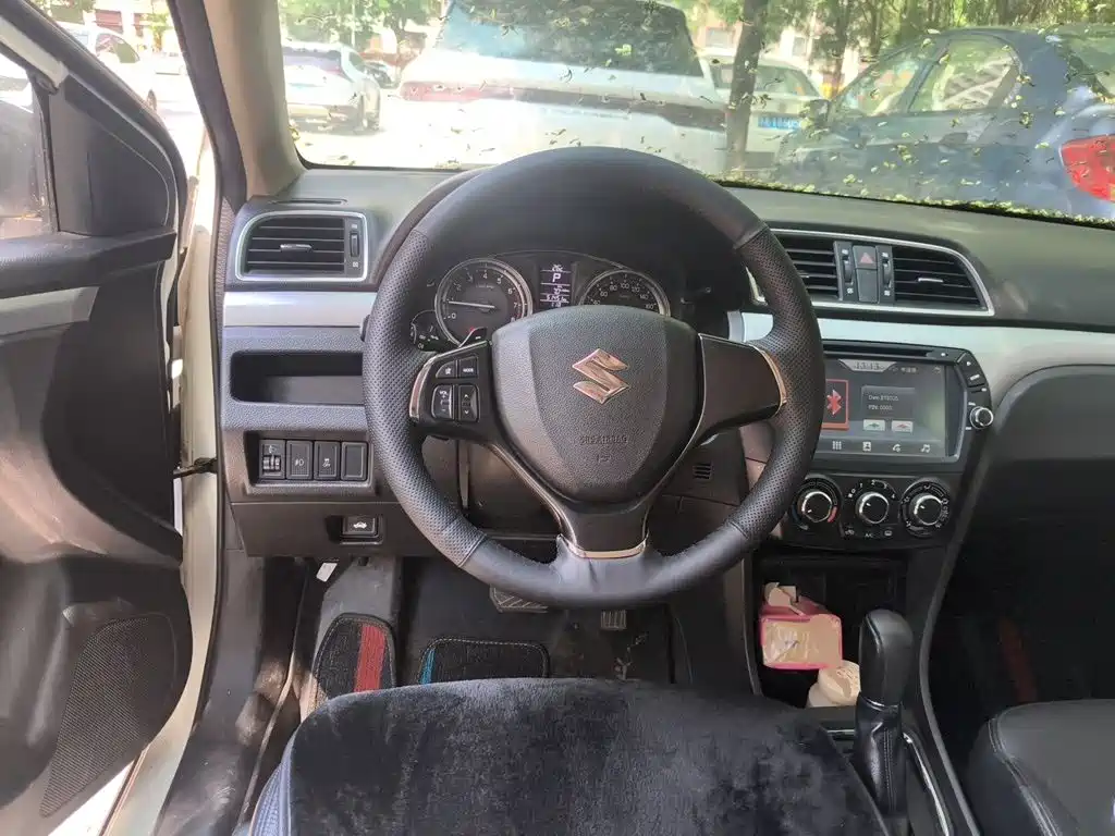 Suzuki Alivio — миниатюра 7