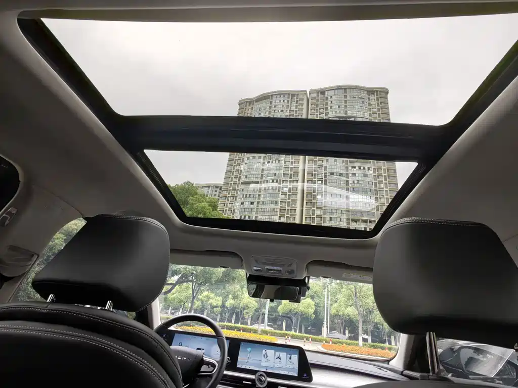 Chery Arrizo 8 — миниатюра 11