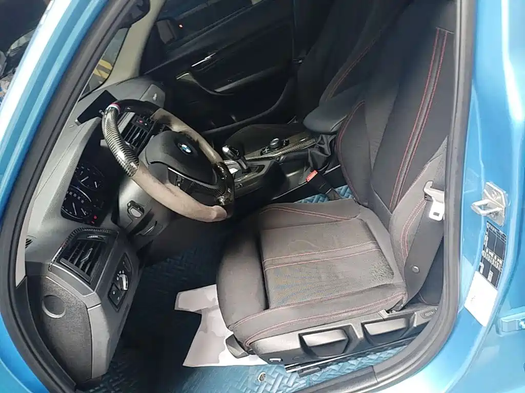 BMW 1 Series (Import) — миниатюра 15