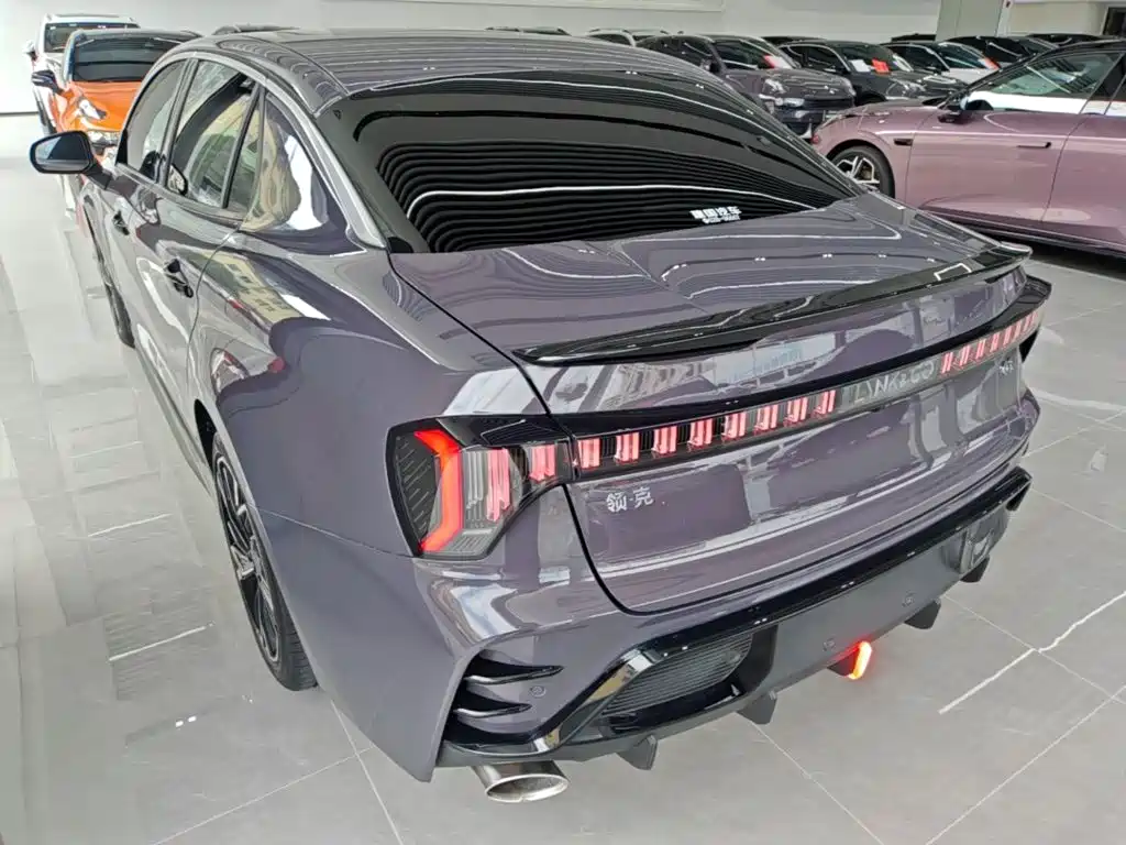 Lynk & Co 03 — миниатюра 5