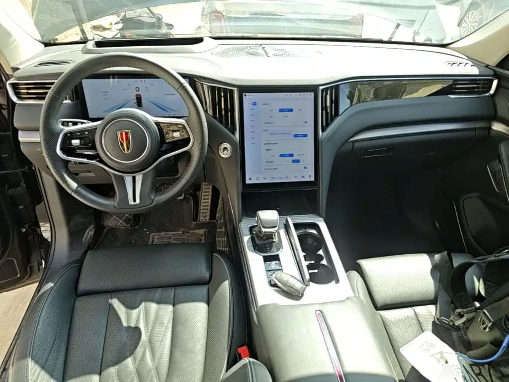 Hongqi Hongqi HS7 PHEV — миниатюра 10