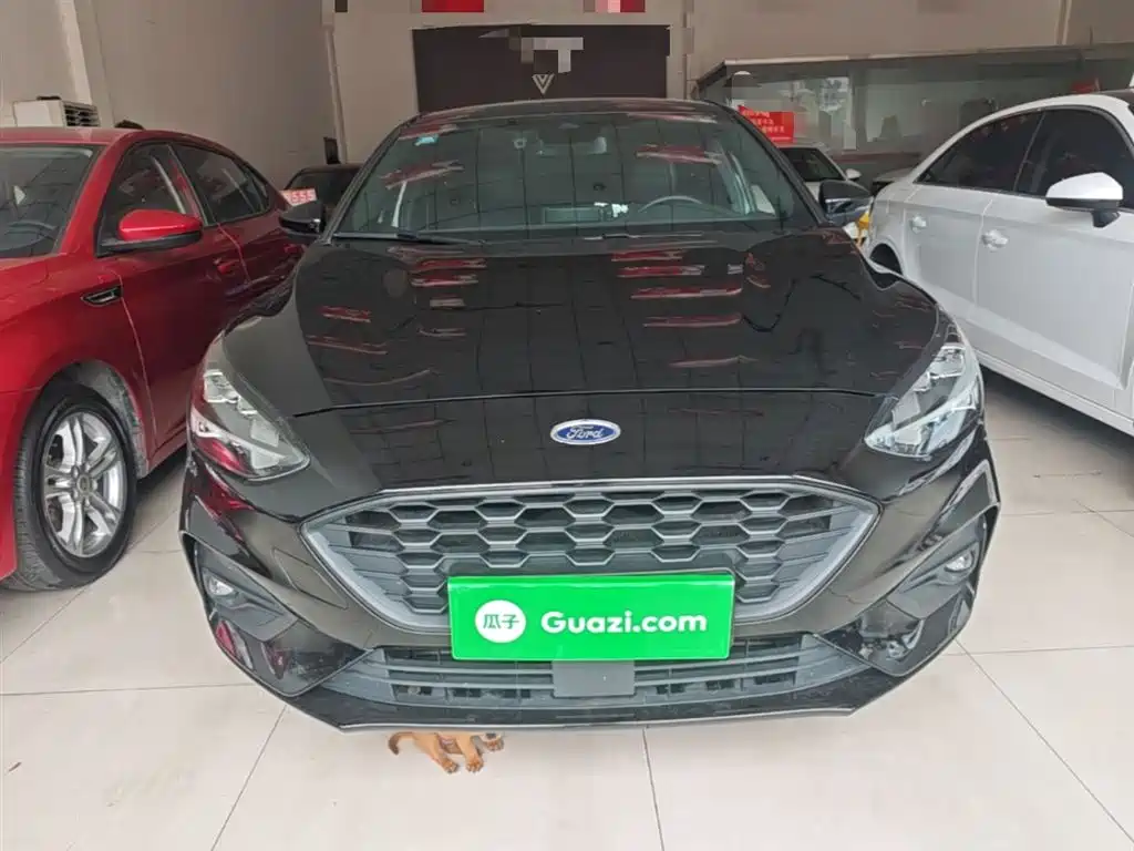 Ford Focus 2020 EcoBoost 180 AT ST Line