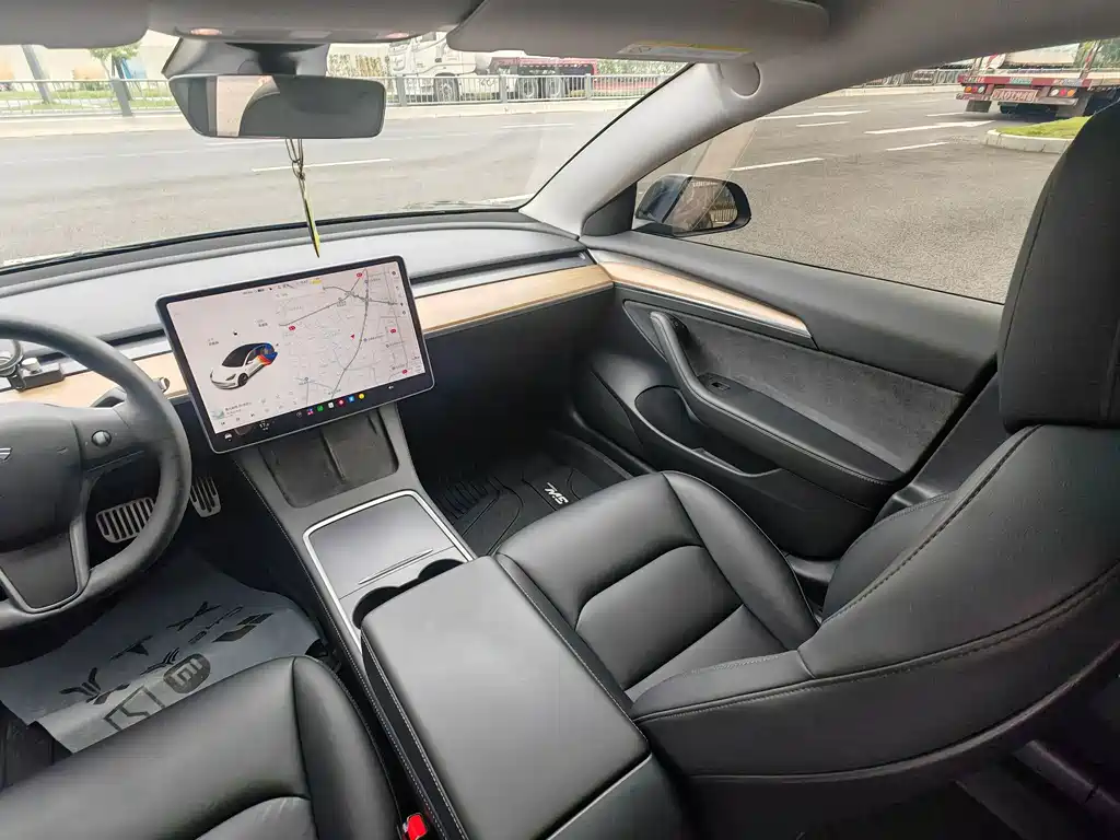 Tesla Model 3 — фотографии объявления, Фото 8