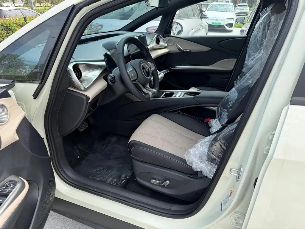 BYD Dolphin — миниатюра 2