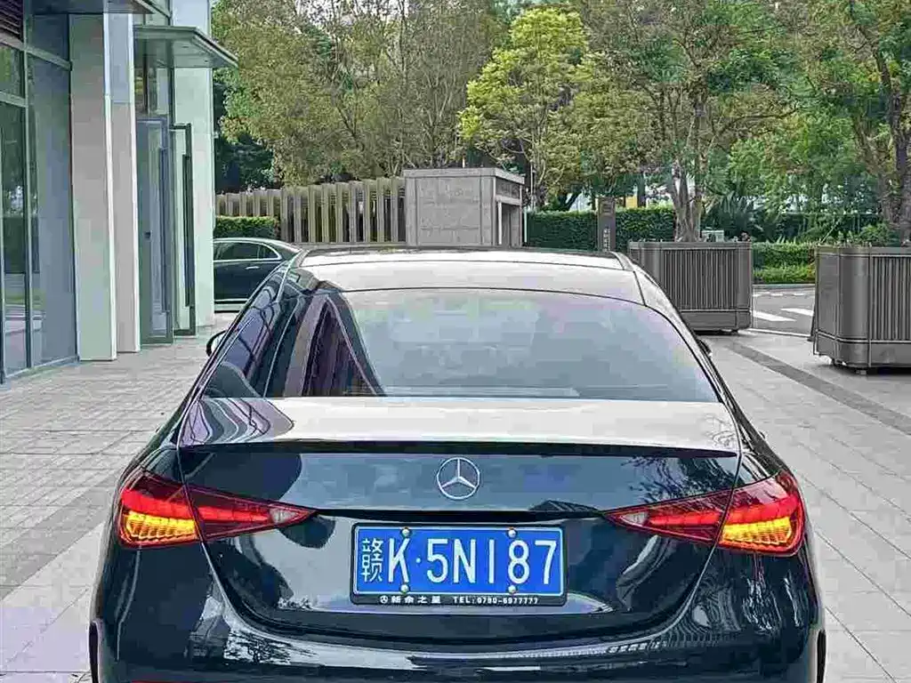 Mercedes-Benz C-Class — миниатюра 4