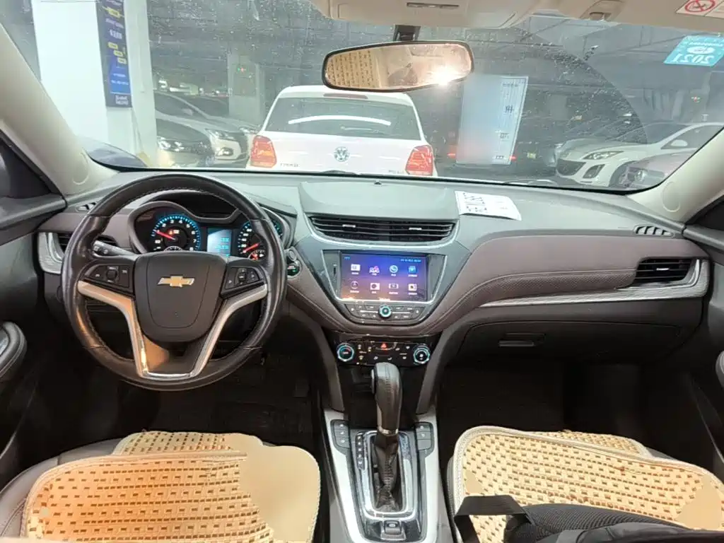 Chevrolet Malibu — миниатюра 10