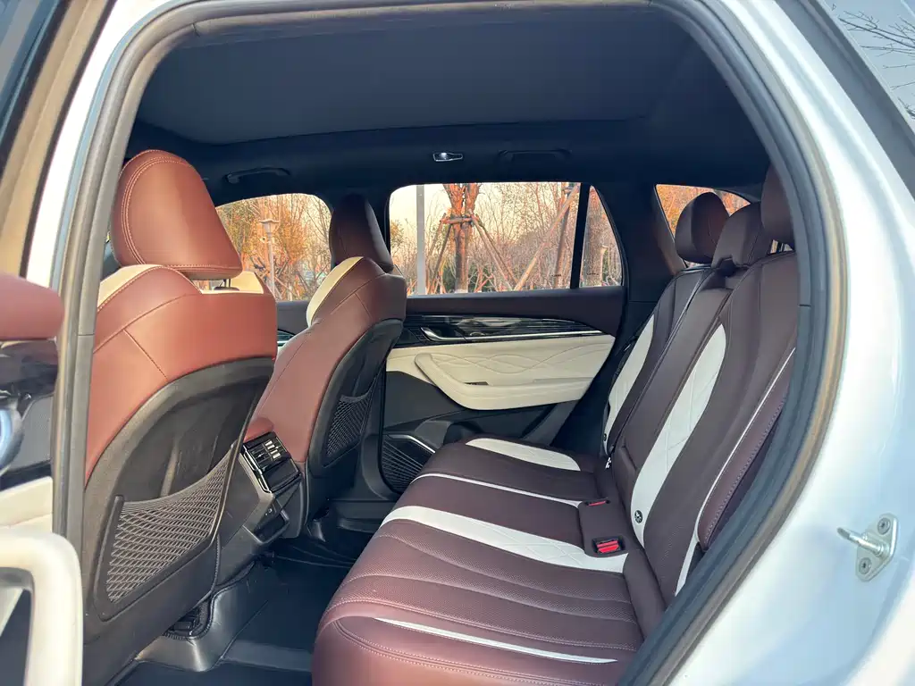 GEELY AUTOMOBILE XINGYUE L