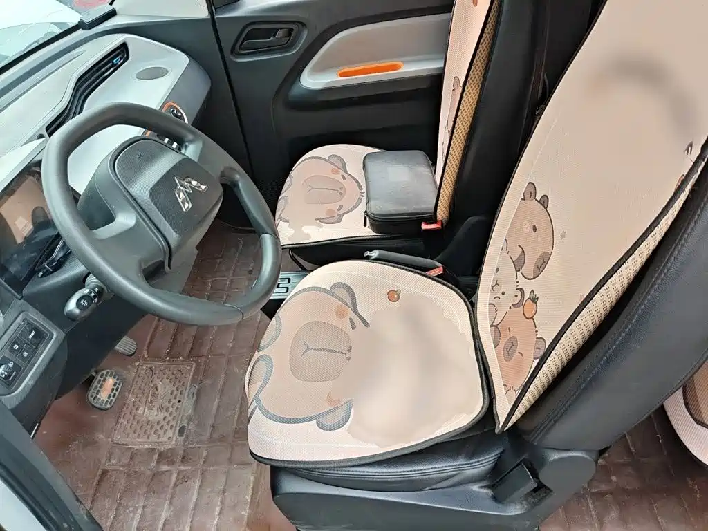 Wuling MINIEV — миниатюра 8