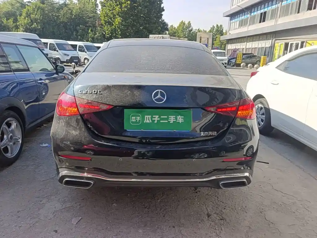 Mercedes-Benz C-Class — миниатюра 6