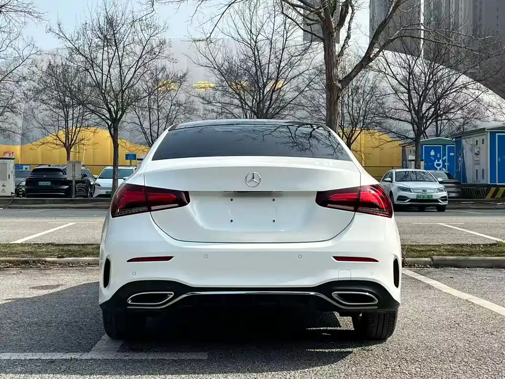 MERCEDES-BENZ A CLASS