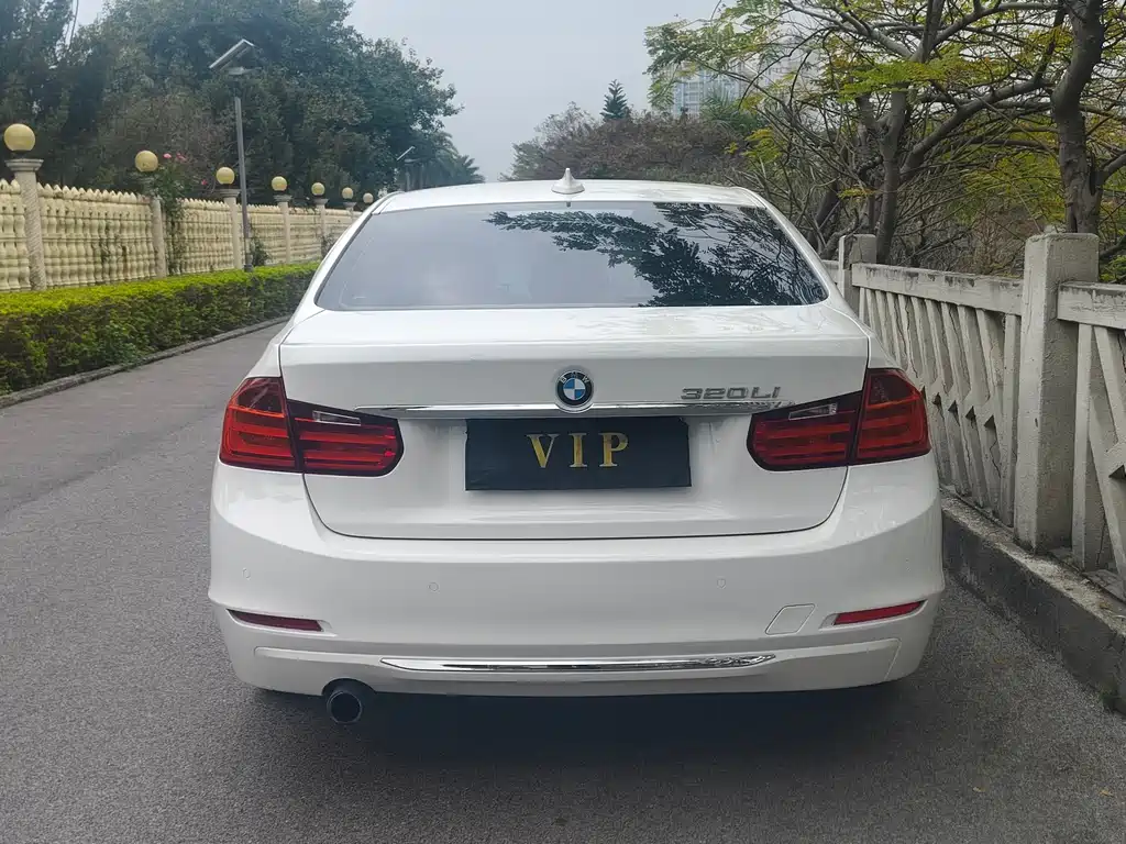BMW 3 Series — миниатюра 9