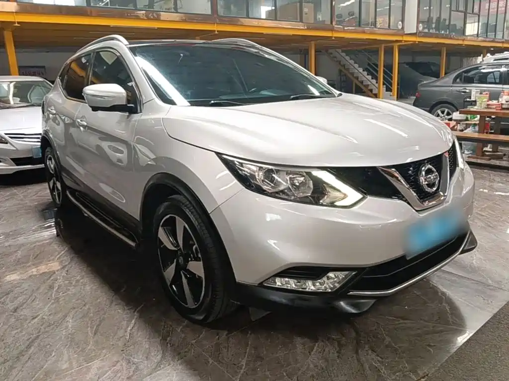 Nissan Qashqai — миниатюра 4