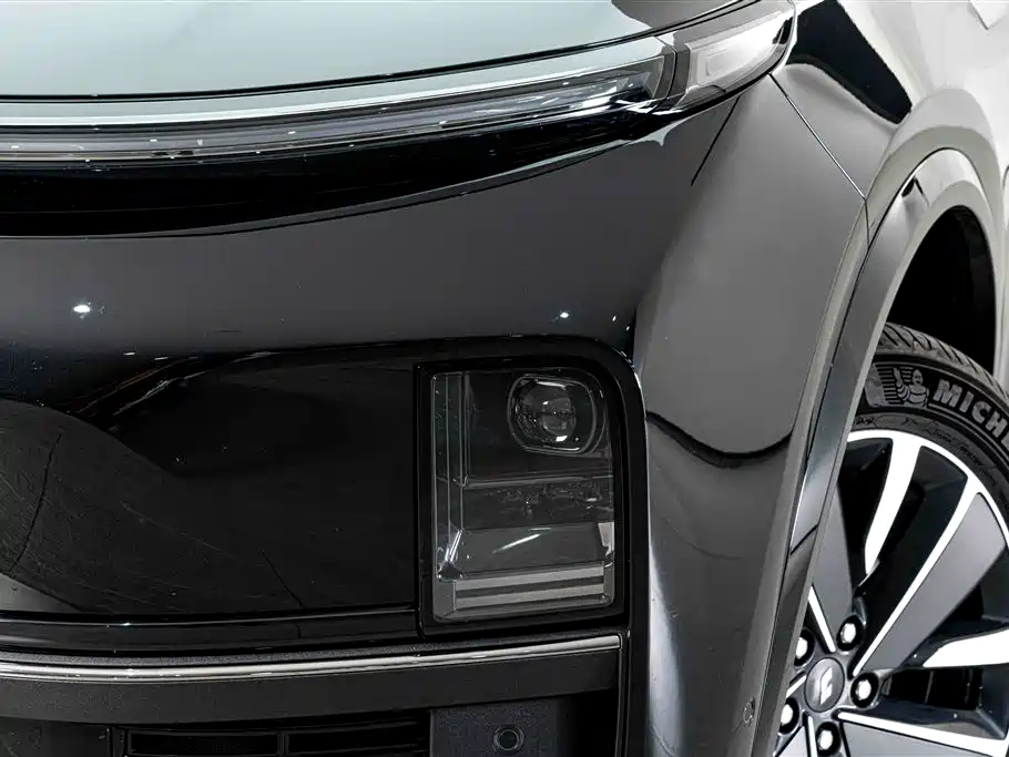 Li Auto Li L8 — миниатюра 4