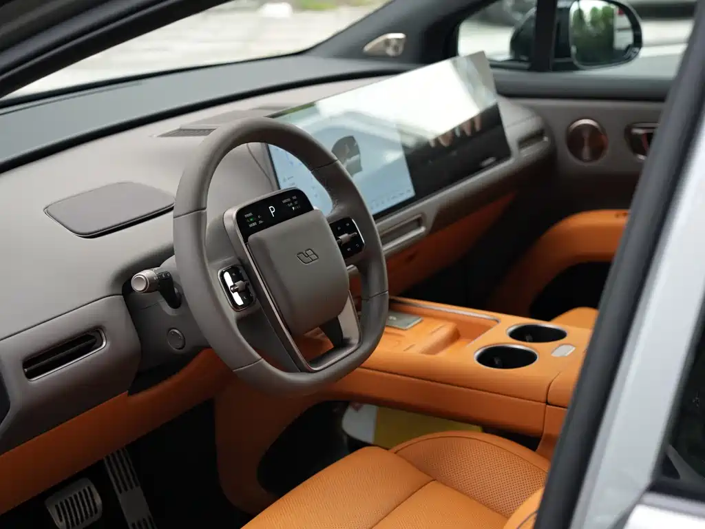 Li Auto Идеальный I8 — миниатюра 8