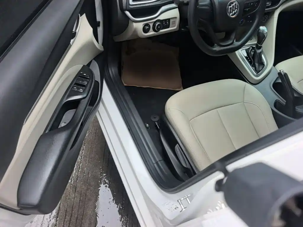 Buick Excelle — миниатюра 16