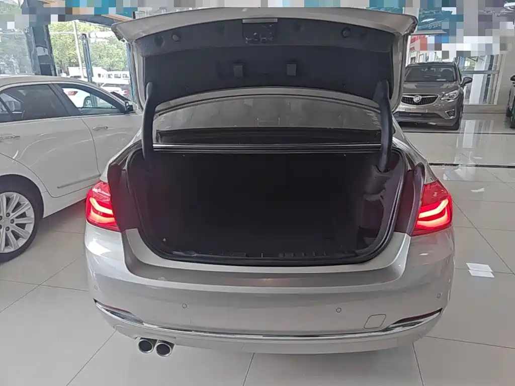 BMW 3 Series — миниатюра 19